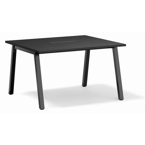 会議用テーブル アイコ SLTB-1212 W1200×D1200×H720(mm) ブラックカラー粉体塗装4本脚テーブル コードホール付き商品画像3