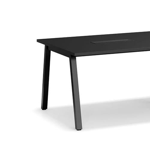 会議用テーブル アイコ SLTB-1212 W1200×D1200×H720(mm) ブラックカラー粉体塗装4本脚テーブル コードホール付き商品画像8